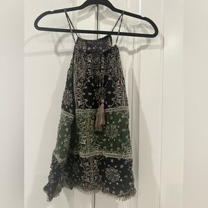 THML Women’s Top Small